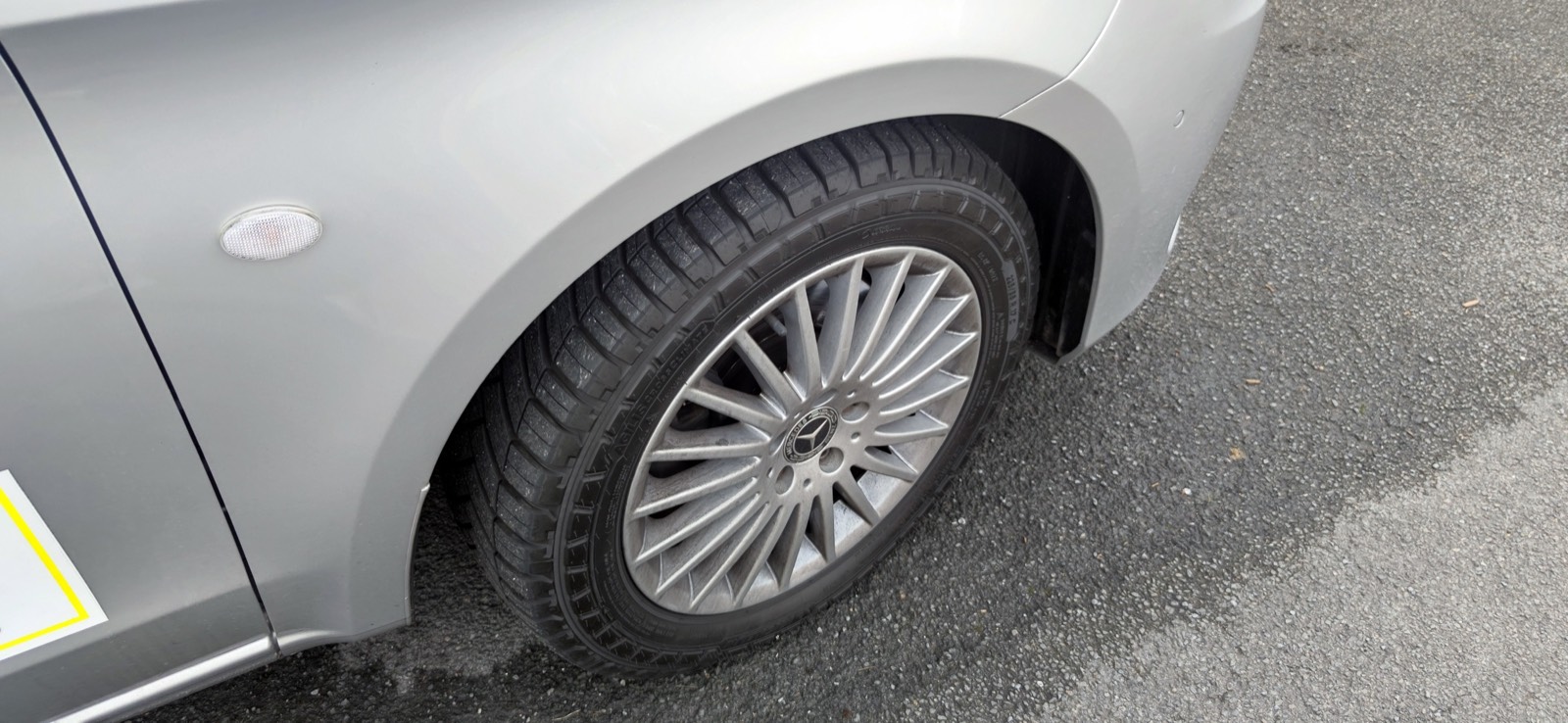Close-up of the Mercedes Vito's alloy wheel and tyre
